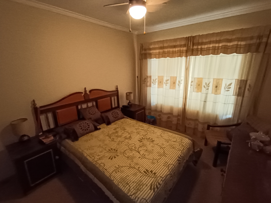 6 Bedroom Property for Sale in Noorsekloof Eastern Cape